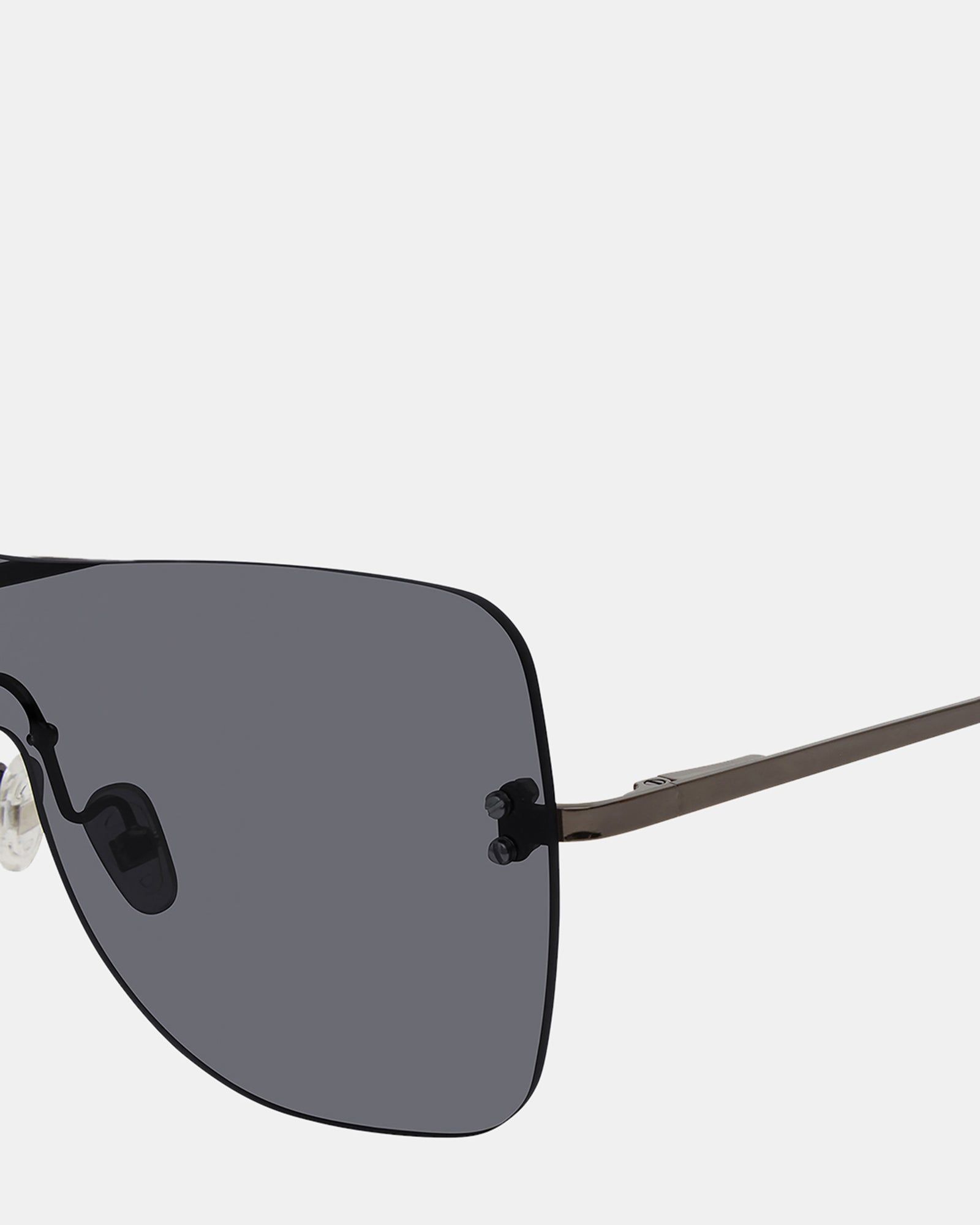 BENTLEY SUNGLASSES BLACK sold by Steve Madden product image thumbnail 4