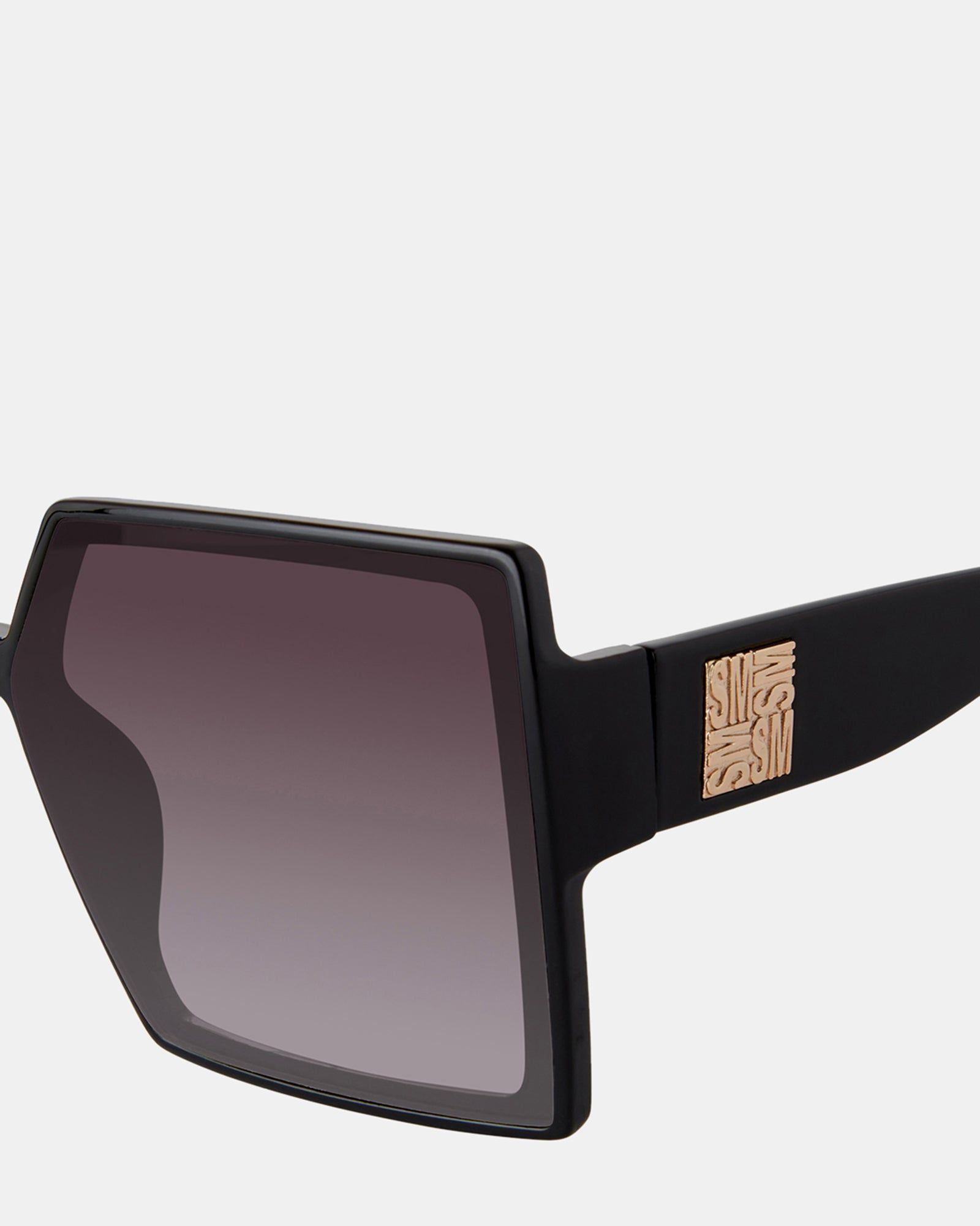 DEJA SUNGLASSES BLACK sold by Steve Madden product image thumbnail 4