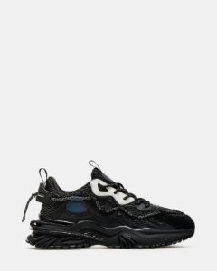 BARIES BLACK/WHITE sold by Steve Madden