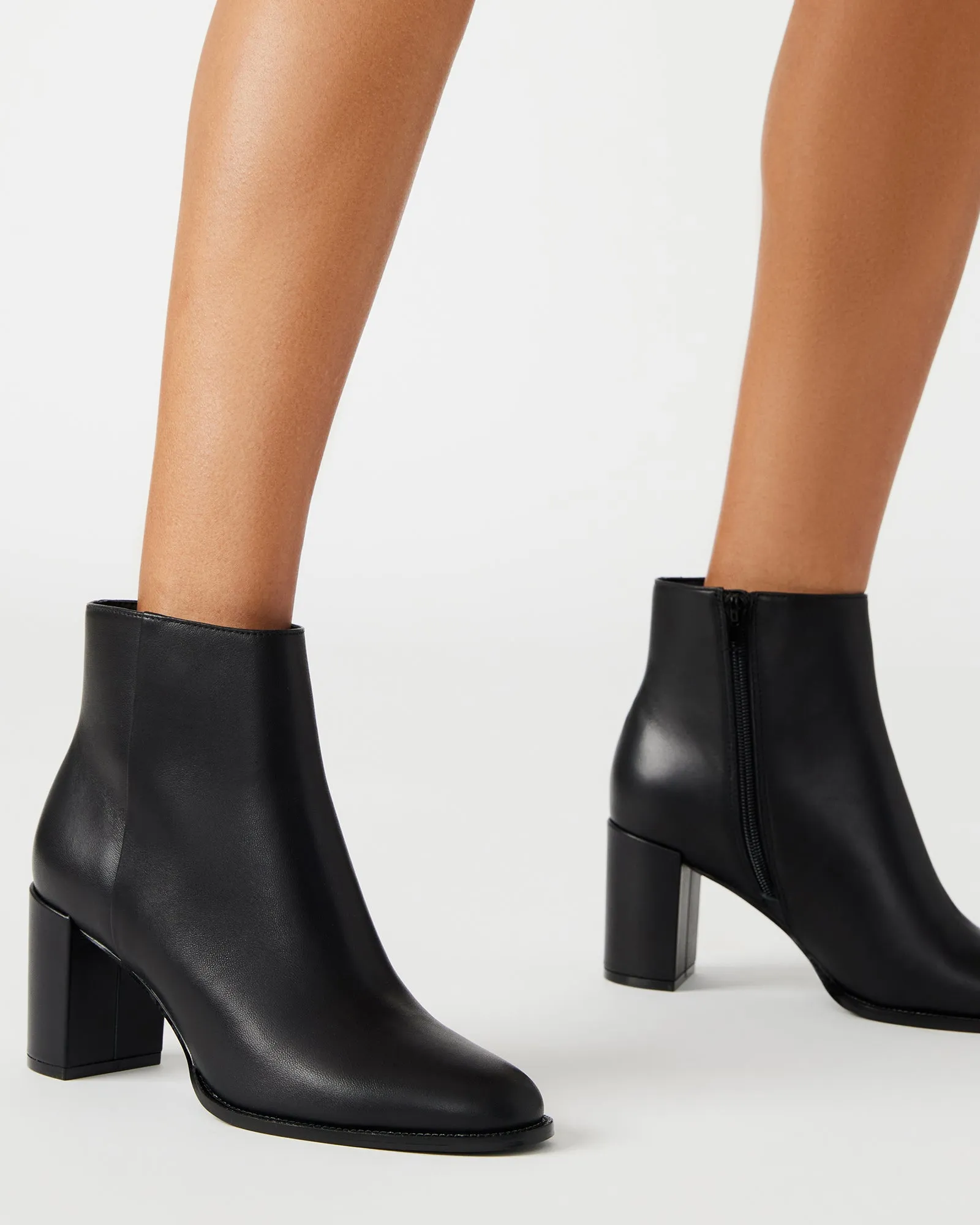JOZIE BLACK LEATHER sold by Steve Madden product image thumbnail 2