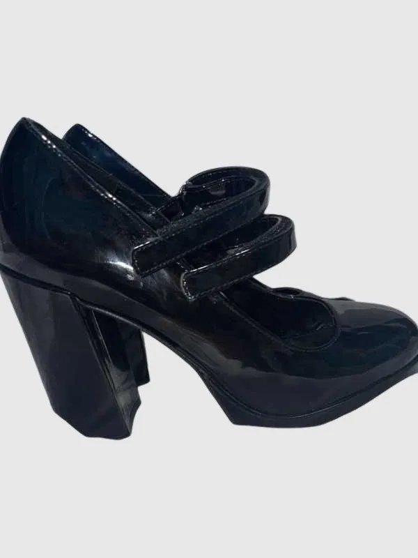 CUSTOM BLACK PATENT - SM REBOOTED sold by Steve Madden