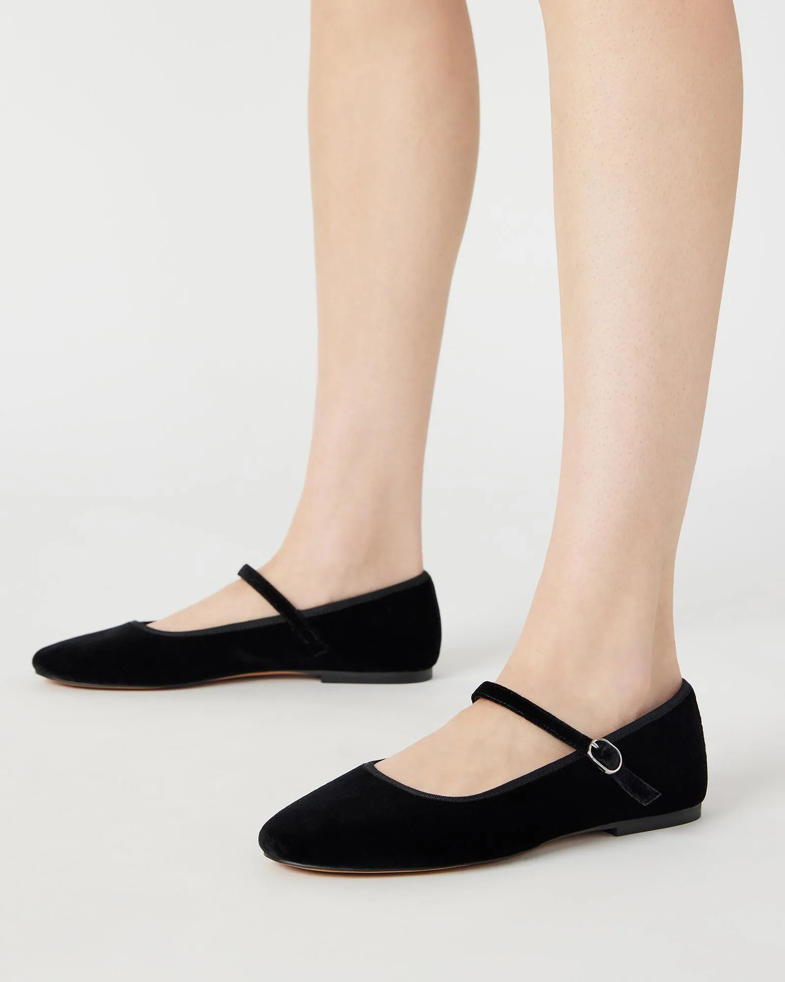 VINETTA BLACK VELVET sold by Steve Madden product image thumbnail 2