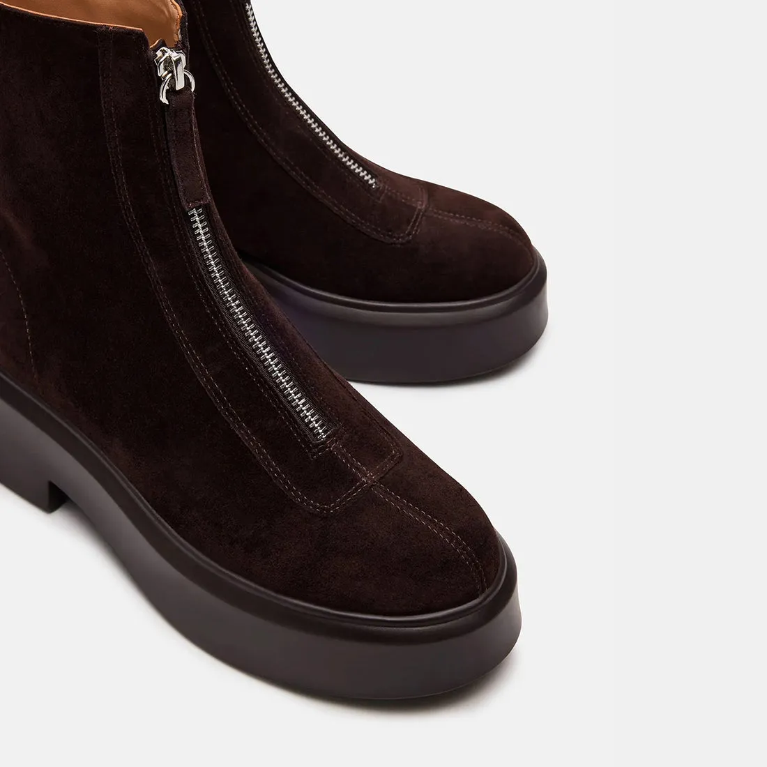 JONES BROWN SUEDE sold by Steve Madden product image thumbnail 4