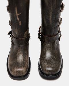 ROCKY BROWN DISTRESSED - SM REBOOTED sold by Steve Madden