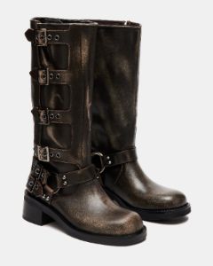 ROCKY BROWN DISTRESSED - SM REBOOTED sold by Steve Madden