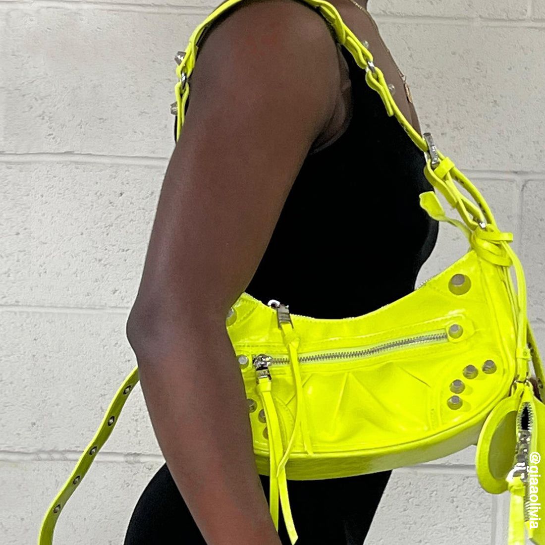 BGLOWING YELLOW NEON sold by Steve Madden product image thumbnail 6