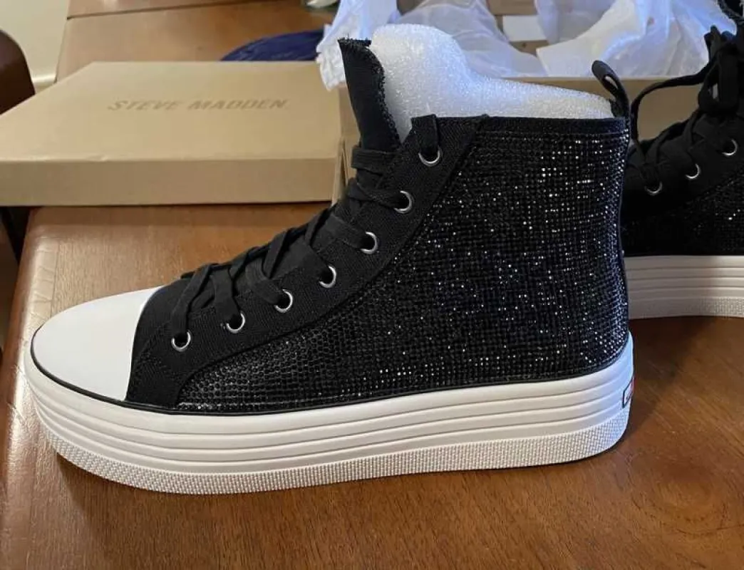 BERKER BLACK - SM REBOOTED sold by Steve Madden