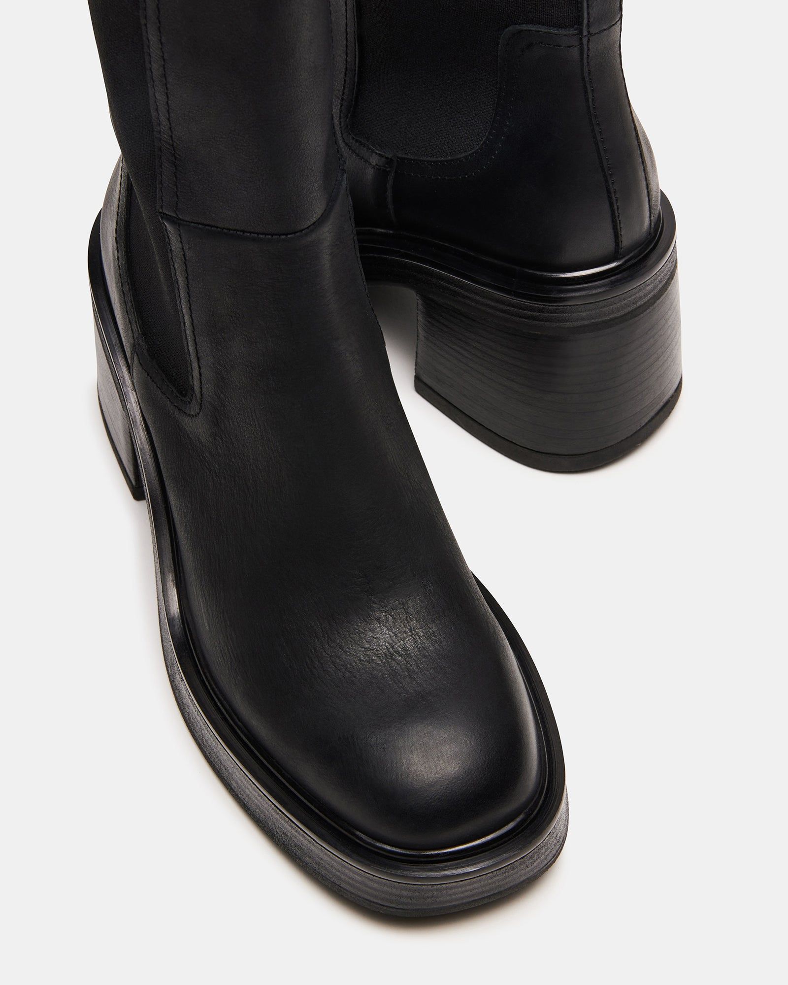 FLYNN BLACK LEATHER sold by Steve Madden product image thumbnail 4