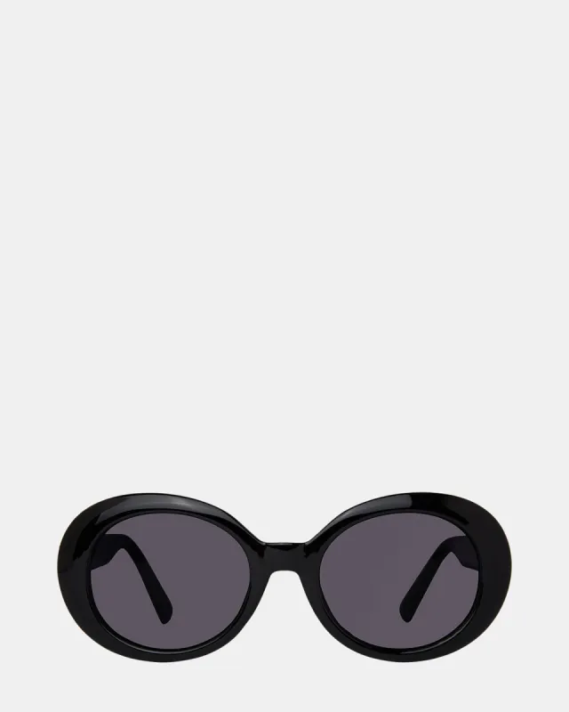 ISLA SUNGLASSES BLACK sold by Steve Madden