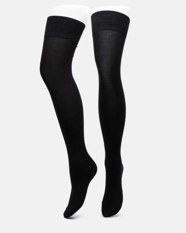 OVER THE KNEE SOCKS BLACK/BONE sold by Steve Madden