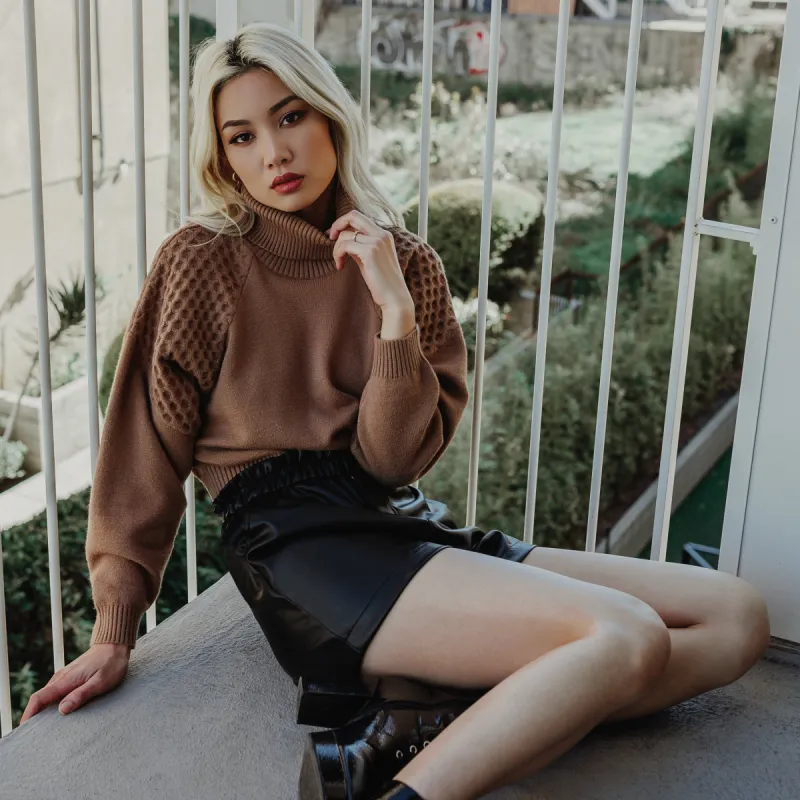 WING COMMANDER SWEATER CAMEL sold by Steve Madden