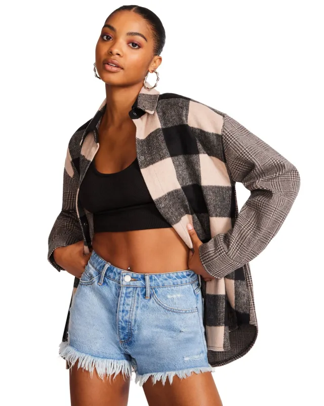 SOPHIA SHACKET LIGHT TAUPE made by Steve Madden