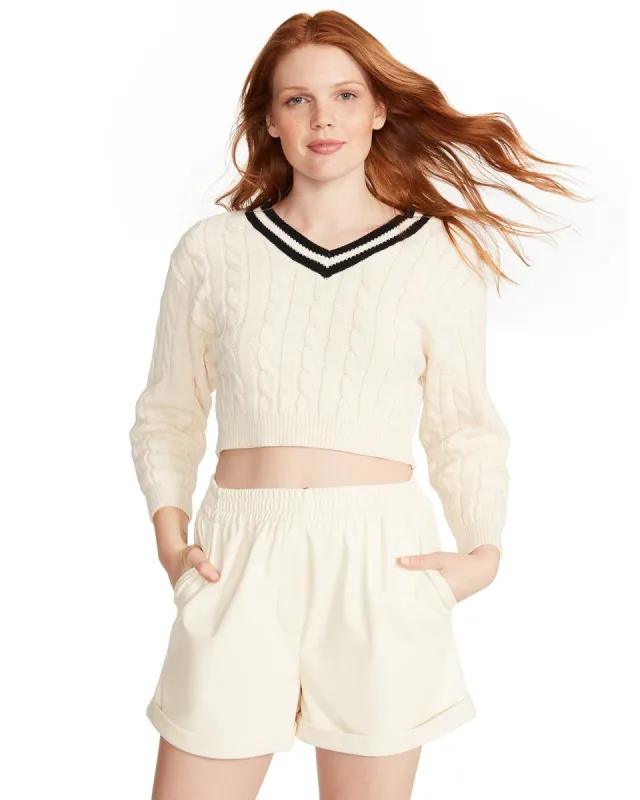 FONDA SHORT VANILLA sold by Steve Madden