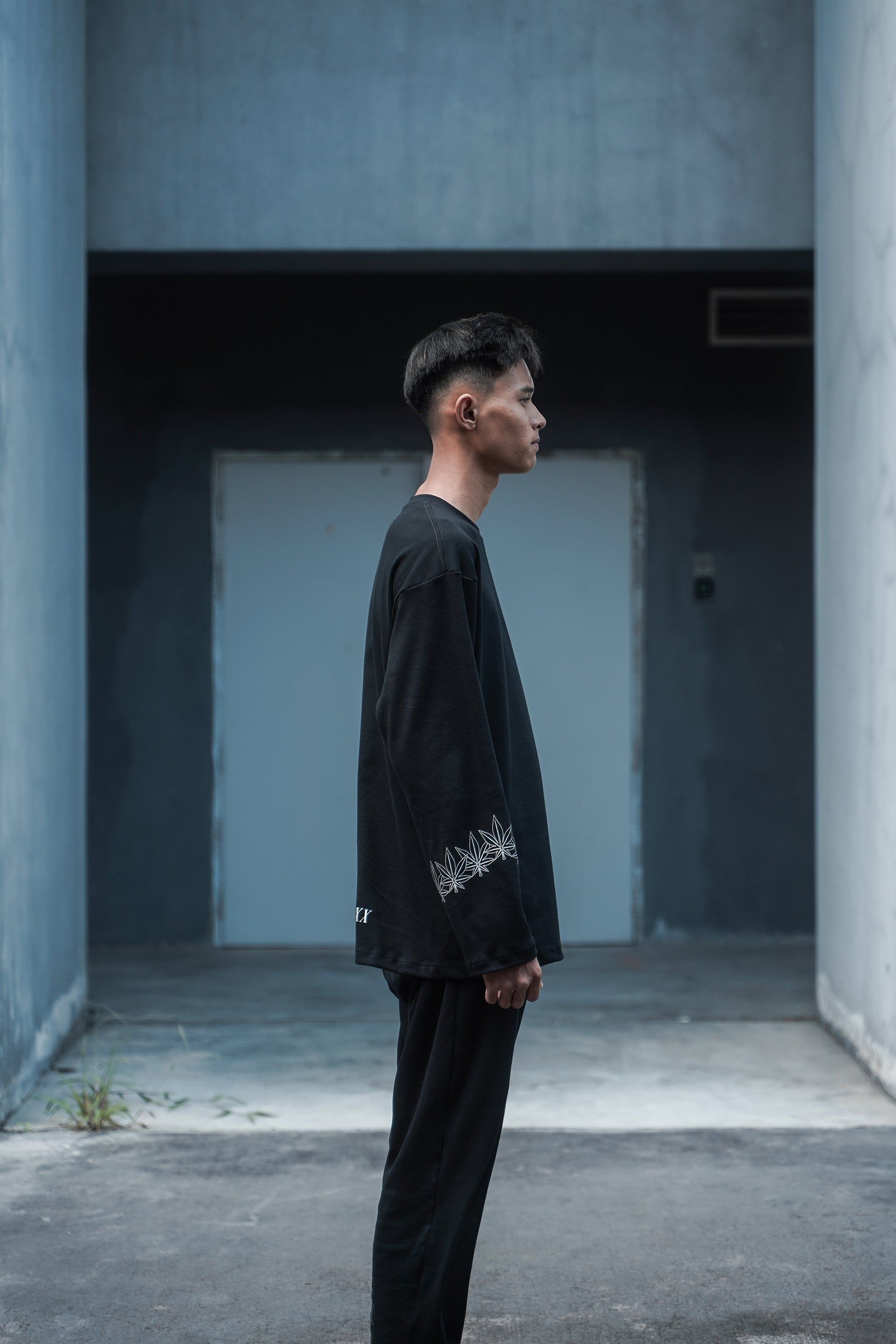 STONED WBB : Circulate L/S Tee sold by Stone & Co. product image thumbnail 4