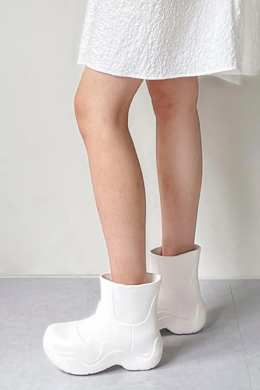 Chunky Rainboots sold by storets