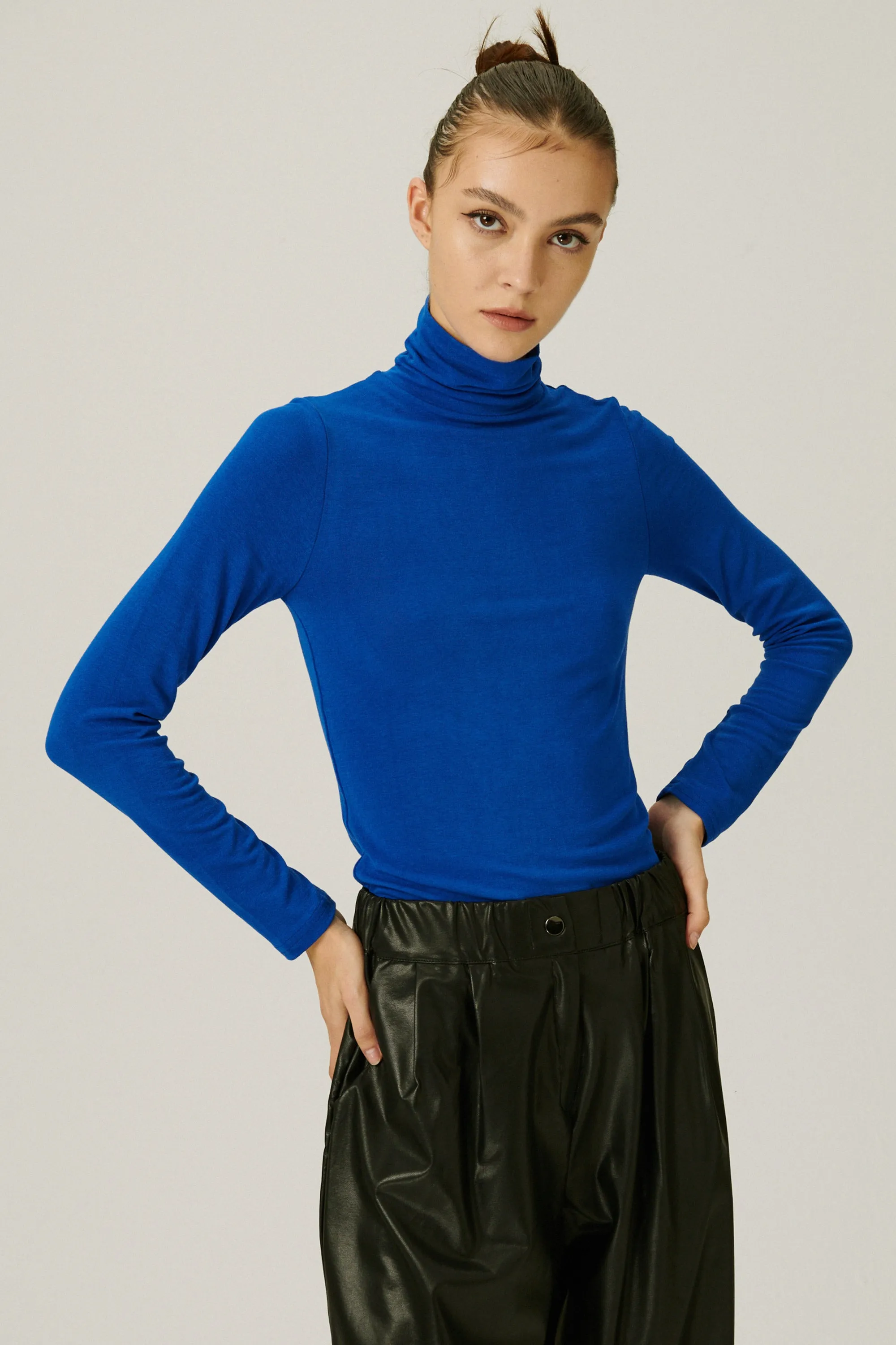 Celia Slimfit Turtle Neck Top sold by storets
