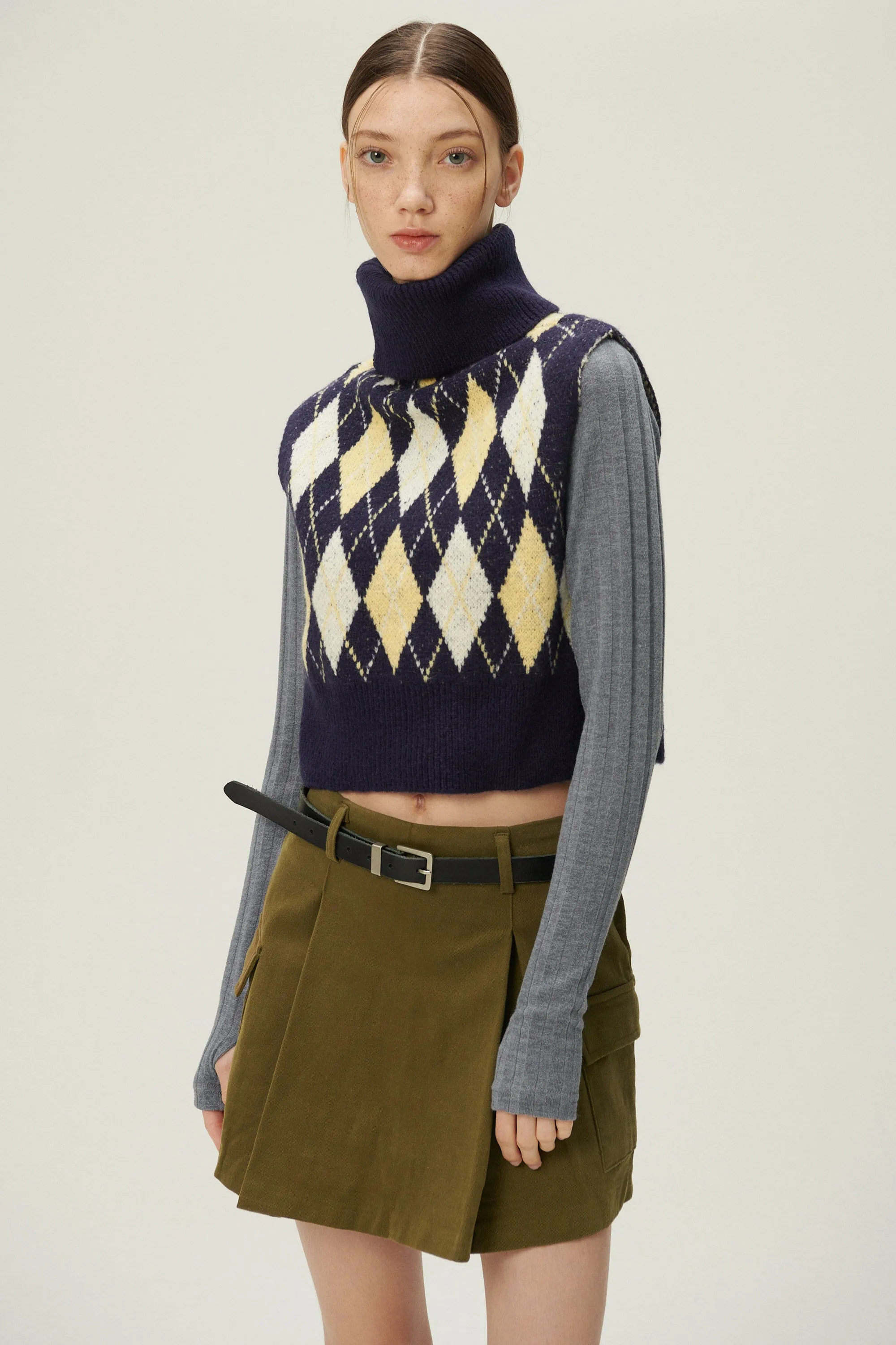 Ludi Argyle Knit Vest sold by storets product image thumbnail 3