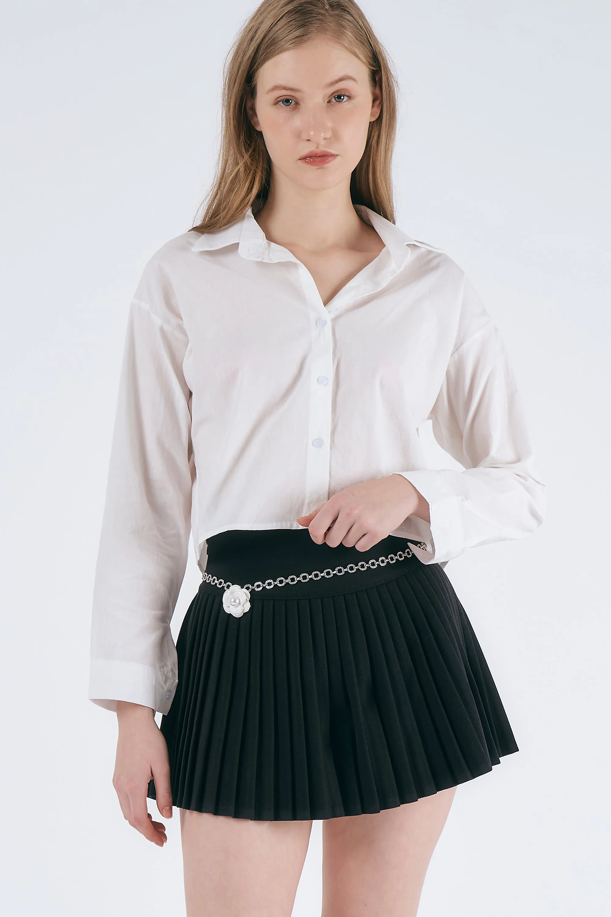 Kylie Cropped Shirt sold by storets product image thumbnail 2