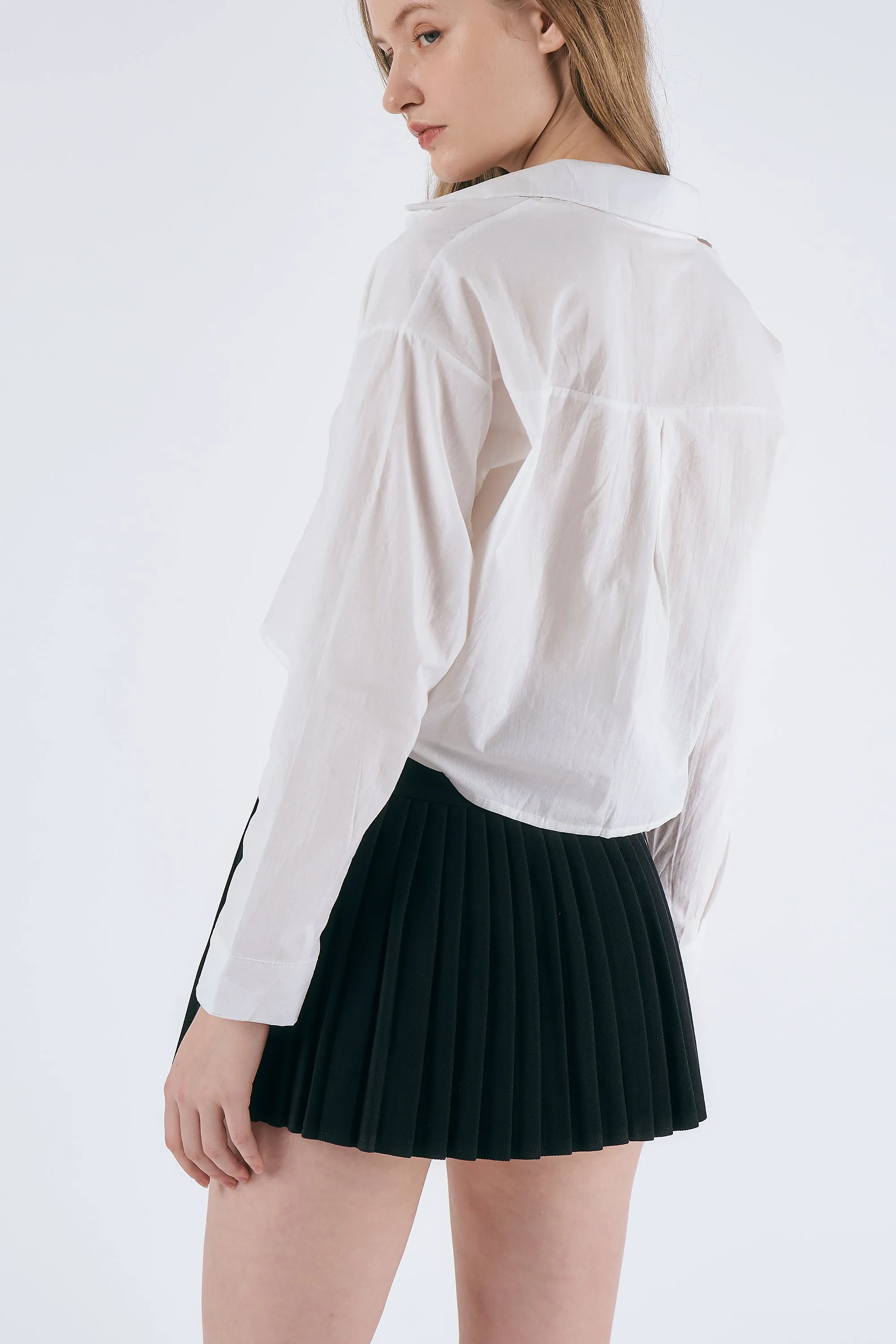 Kylie Cropped Shirt sold by storets product image thumbnail 5