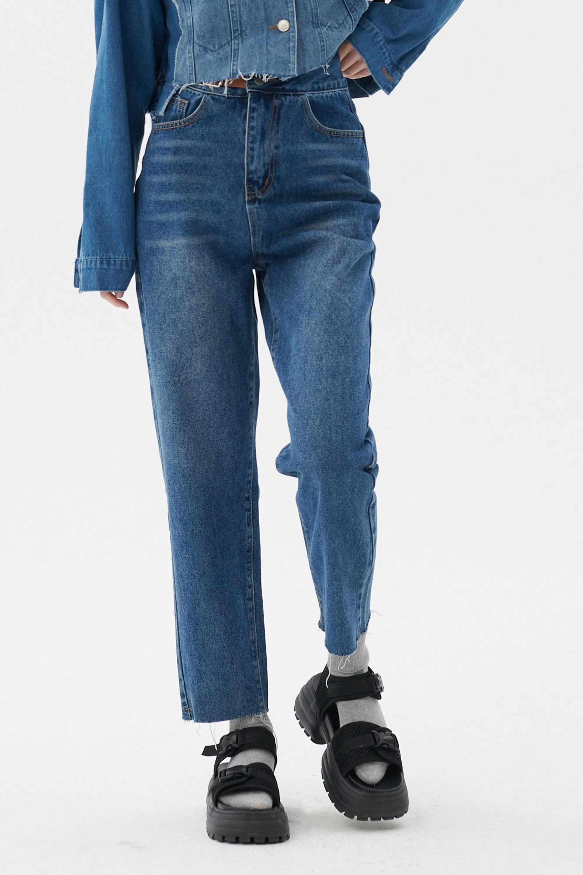 Hayden Belted Mom Jeans sold by storets product image thumbnail 4