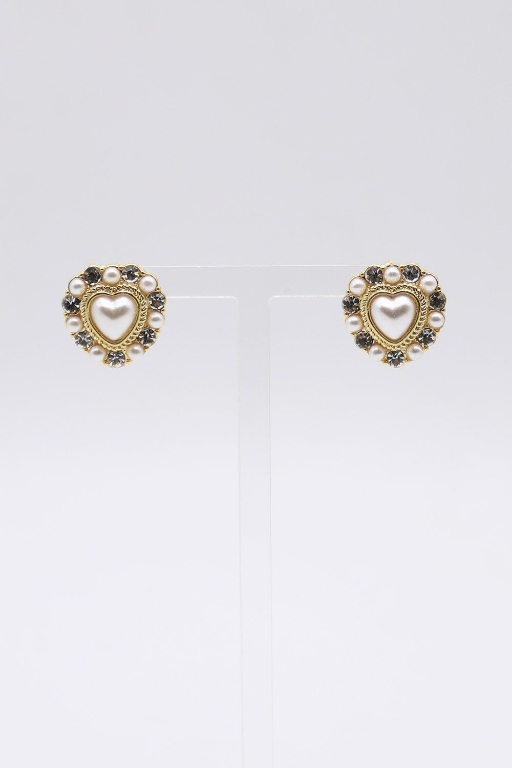 Pearl Heart Earring sold by storets product image thumbnail 2