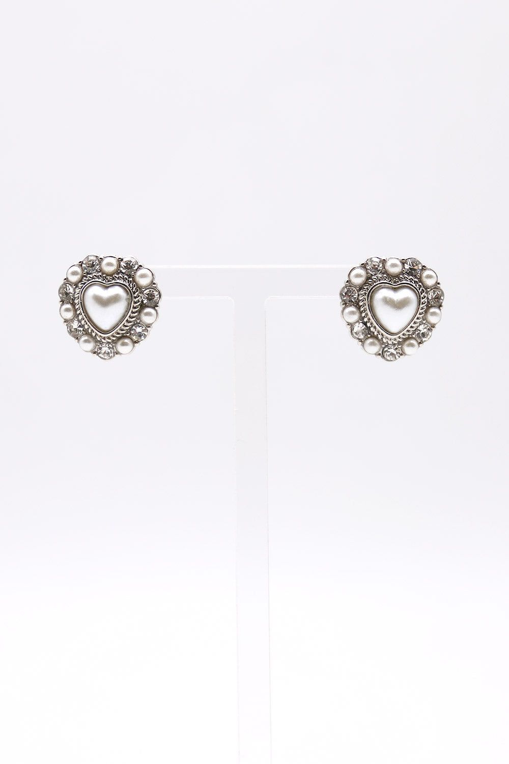 Pearl Heart Earring sold by storets product image thumbnail 5