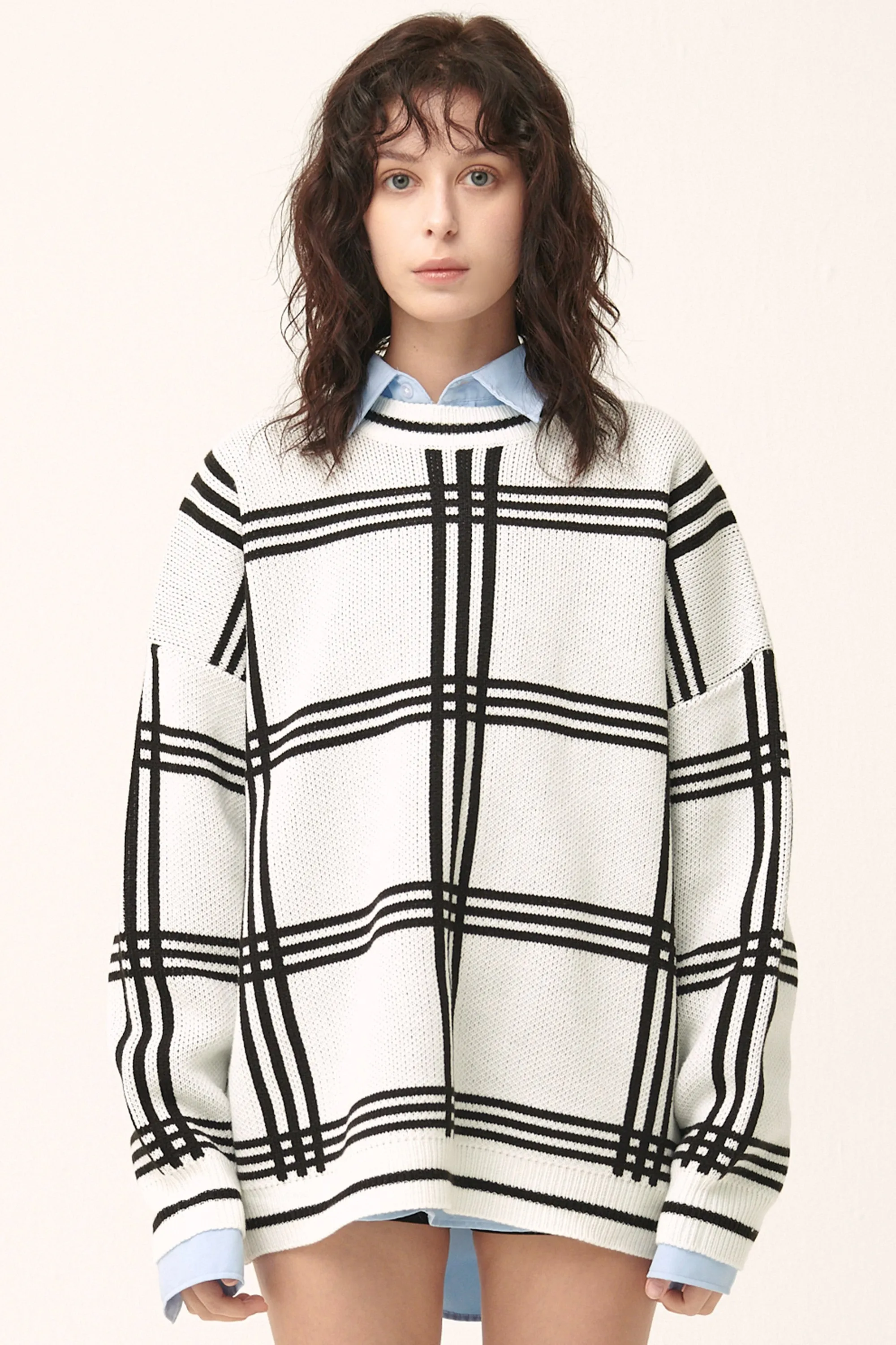 Dylan Oversized Crewneck Sweater sold by storets product image thumbnail 4