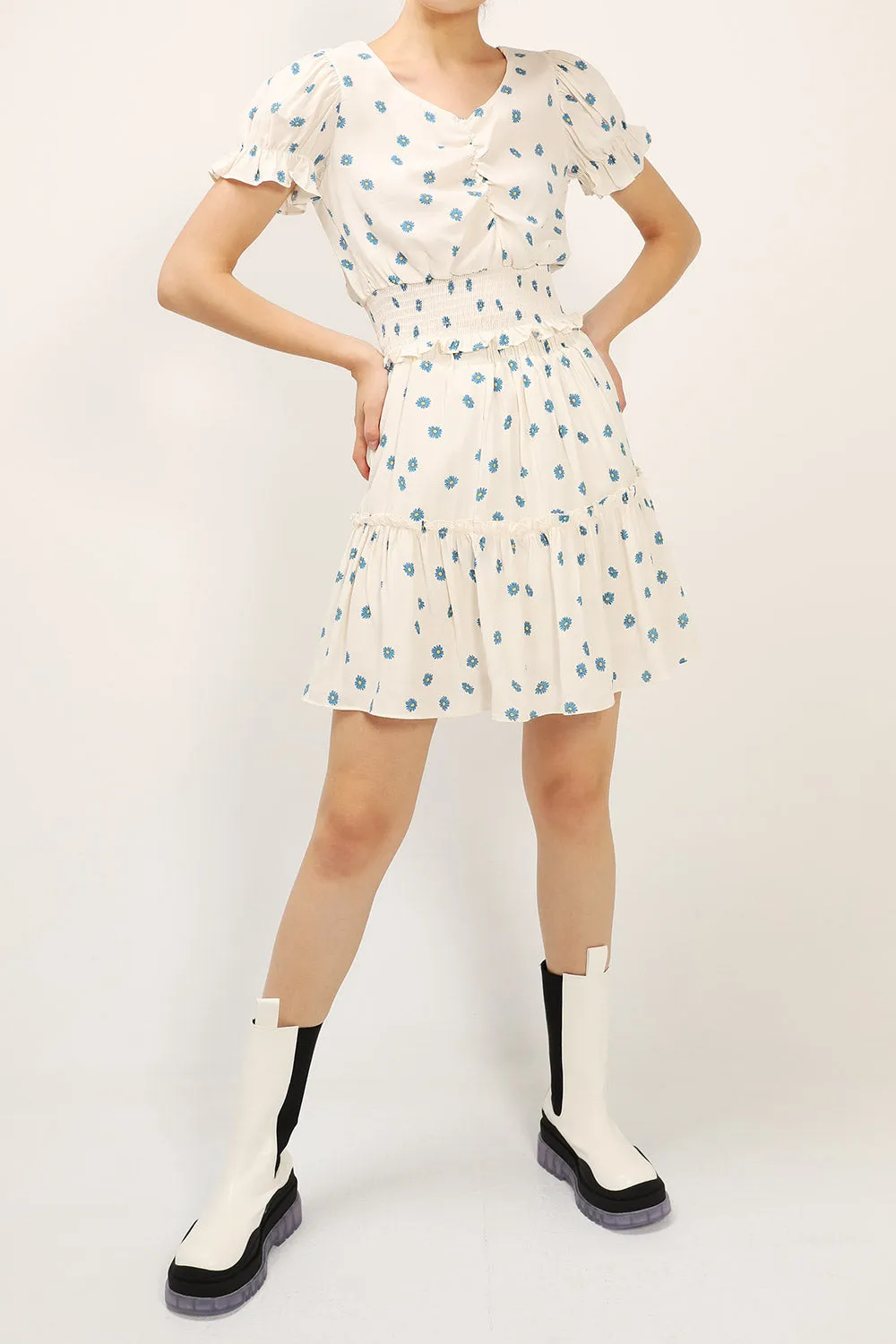 Kelly Daisy Printed Ruffle Skirt sold by storets product image thumbnail 3