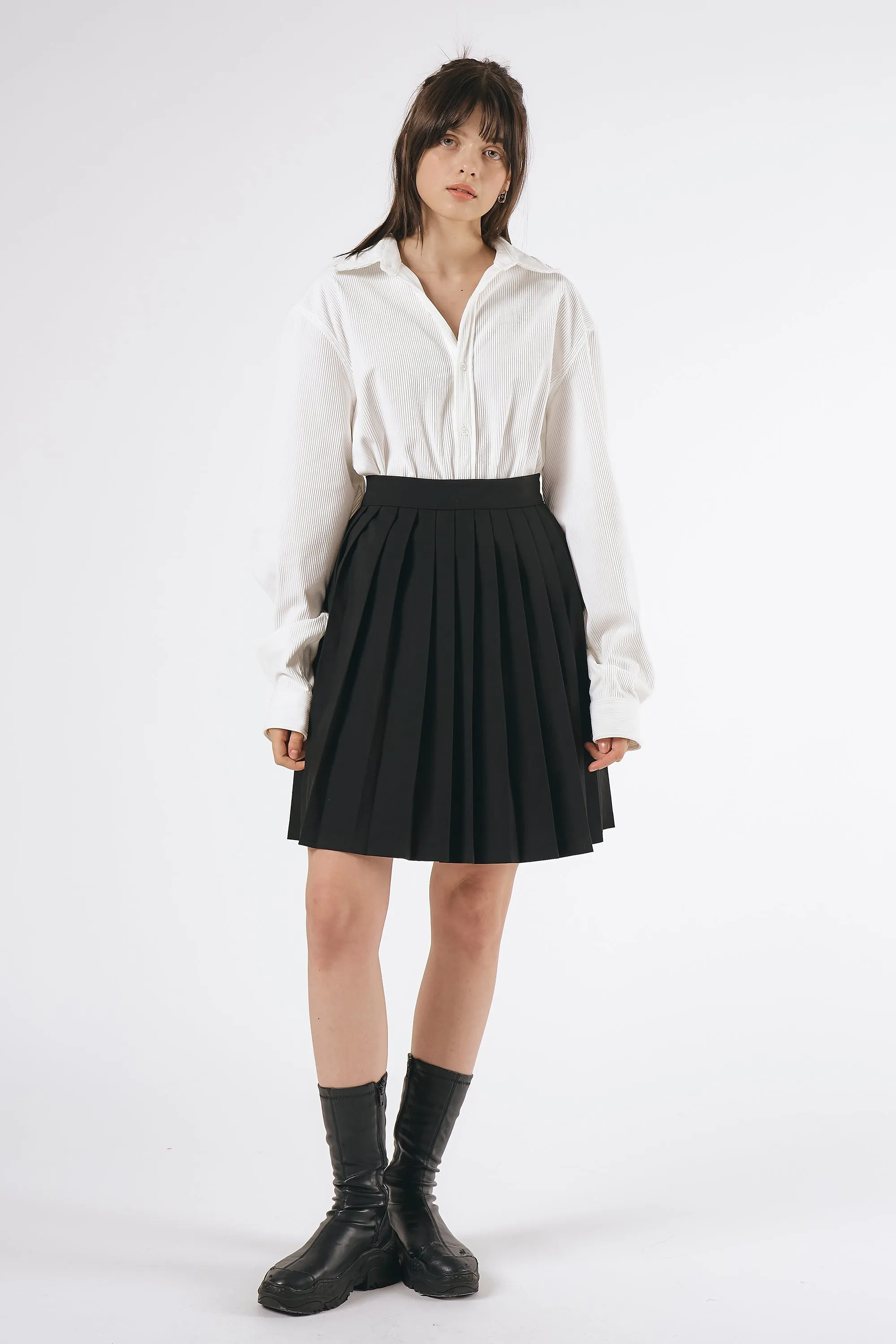 Folli Pleated Skirt sold by storets product image thumbnail 2