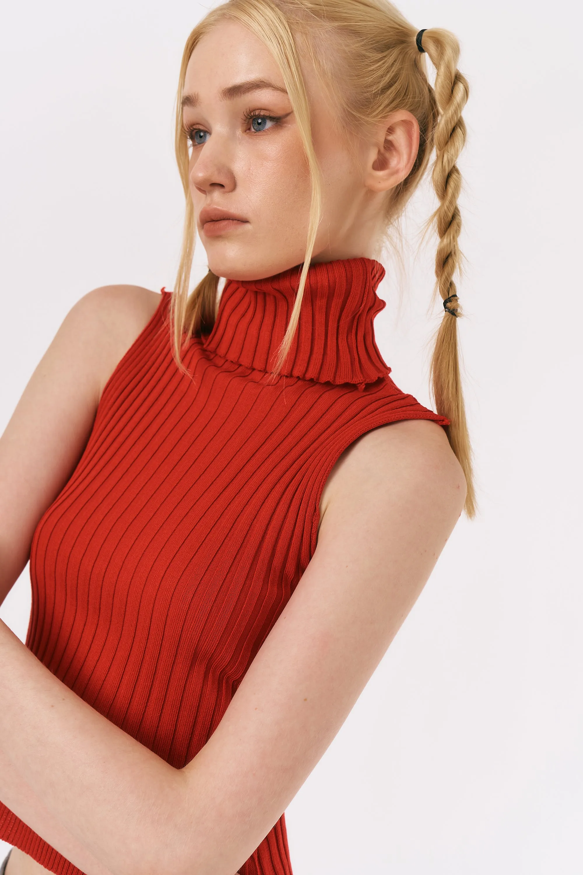 Lucy Ribbed Sleeveless Top sold by storets product image thumbnail 2