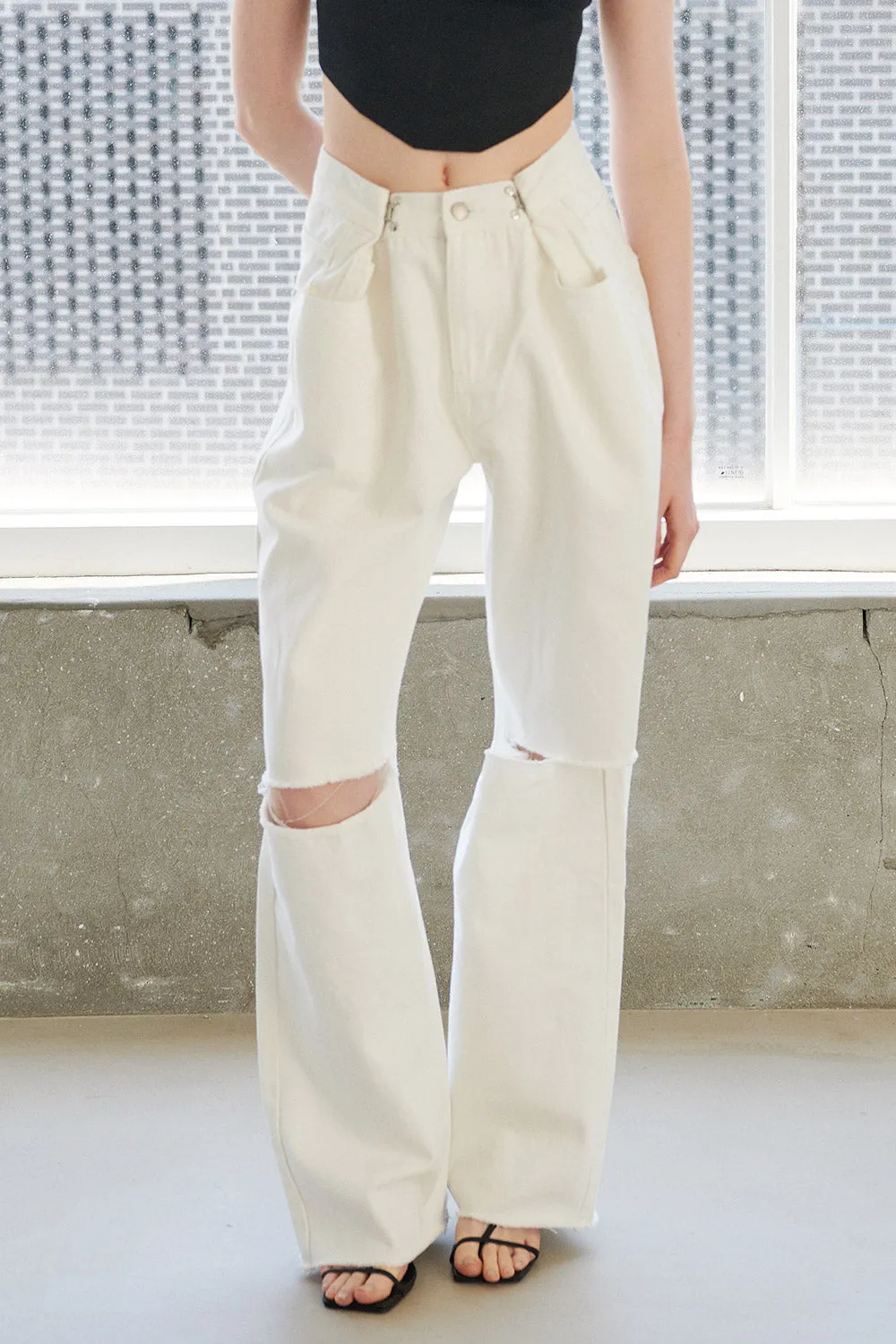 Vera Slash Cutout Jeans sold by storets product image thumbnail 2