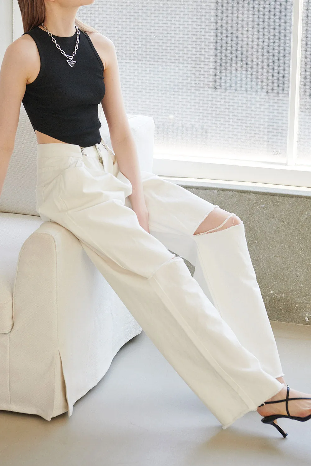Vera Slash Cutout Jeans sold by storets product image thumbnail 5