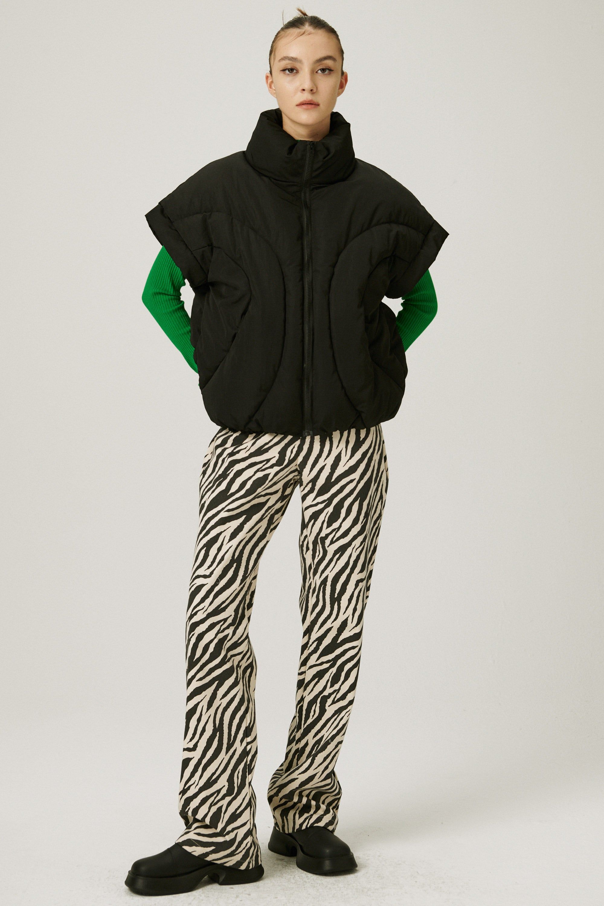 Lea Sleeveless Puffer Jacket sold by storets product image thumbnail 5