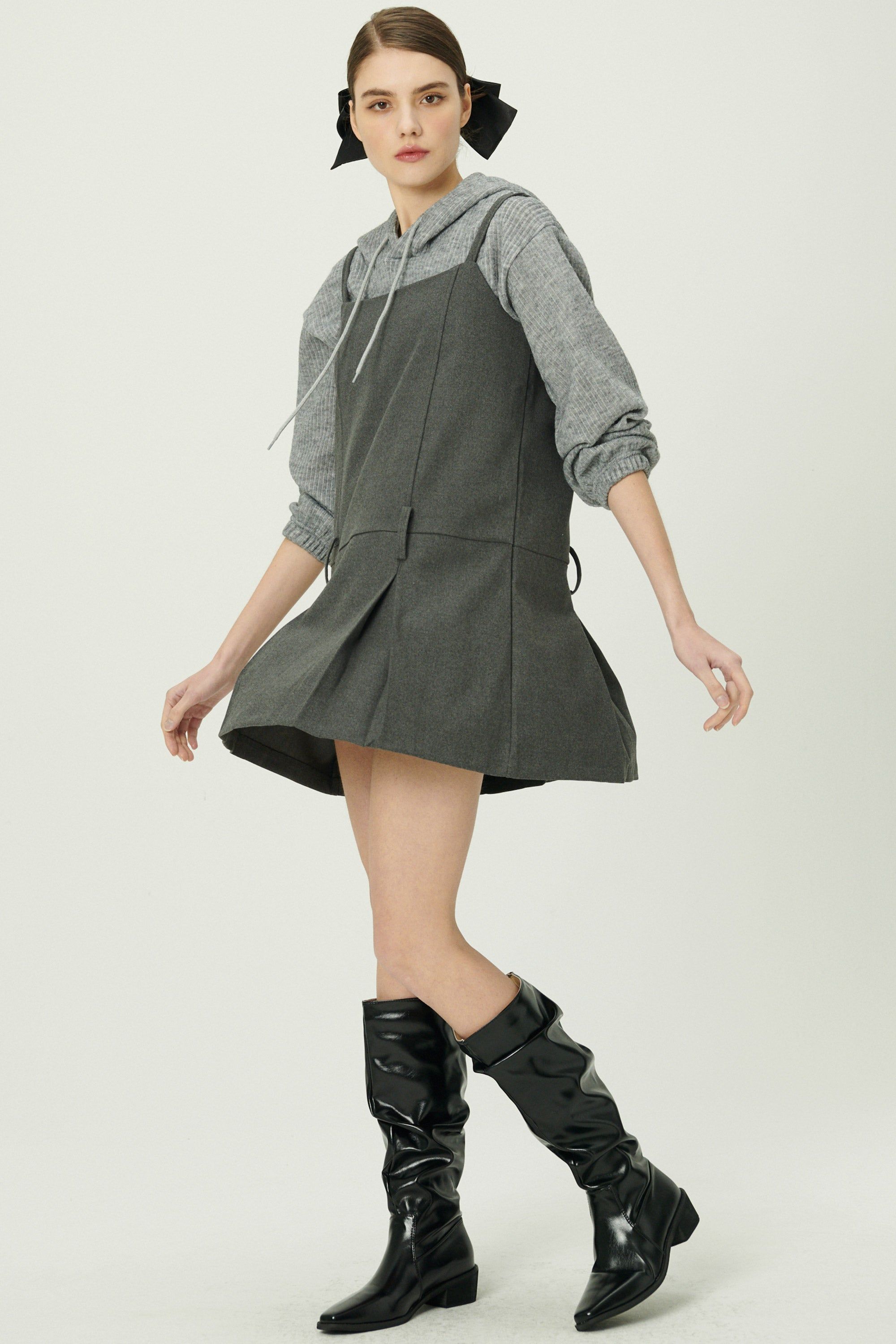 Daisy Loop Pleated Mini Dress sold by storets product image thumbnail 3