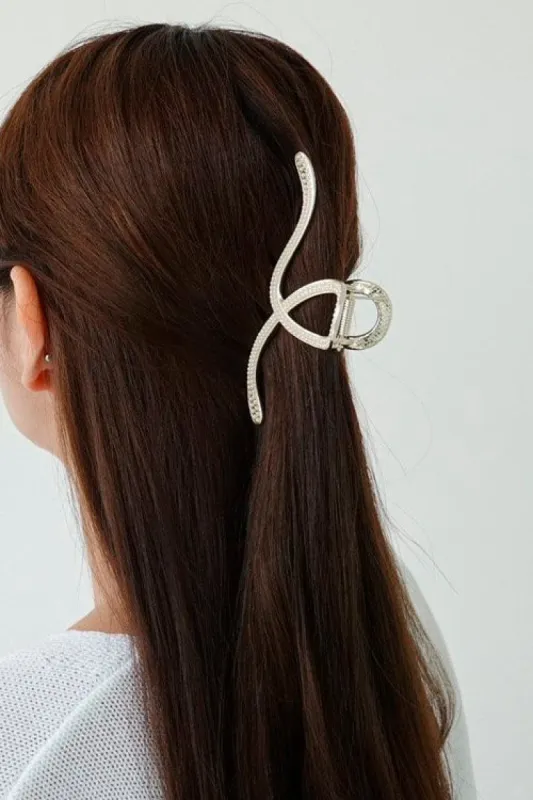 Hair Claws (w/ Faux Pearl) sold by storets