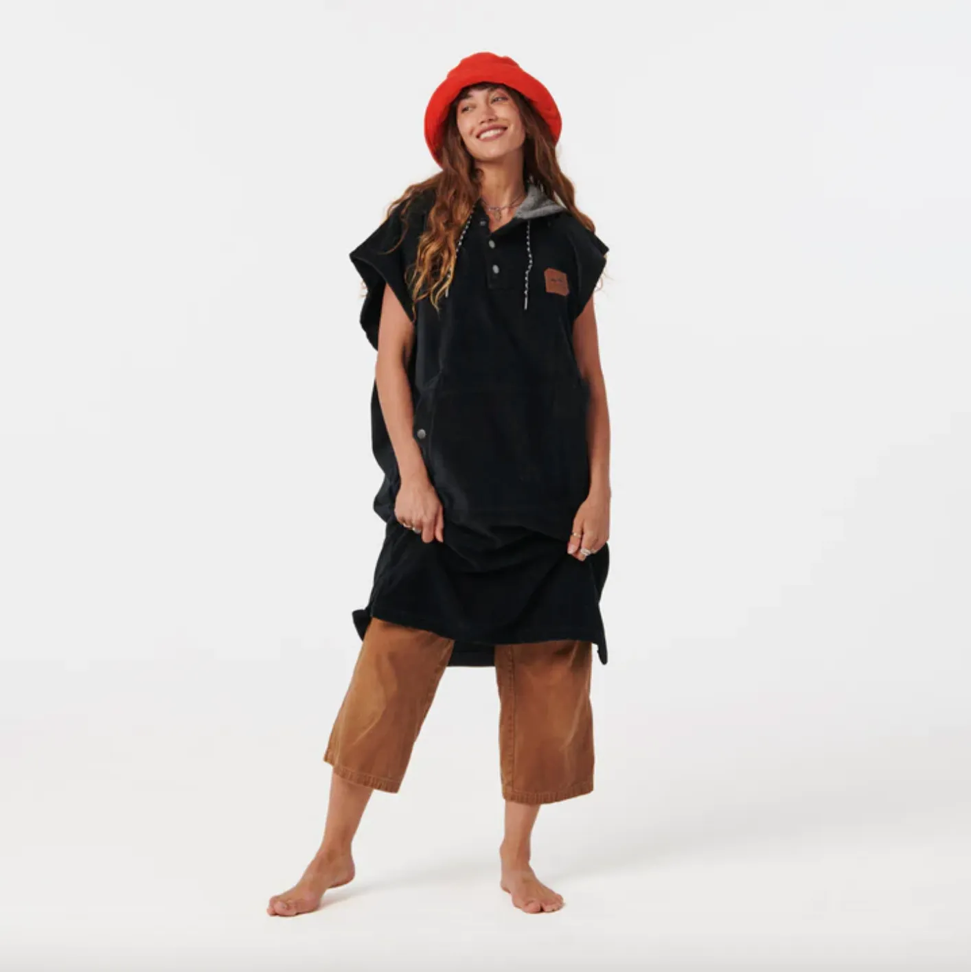 Slow Tide The Digs Changing Poncho - Black sold by Storm product image thumbnail 2