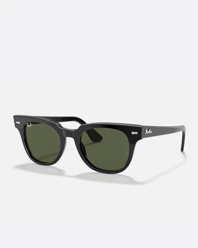 Ray-Ban Meteor Sunglasses - Black made by Ray-Ban