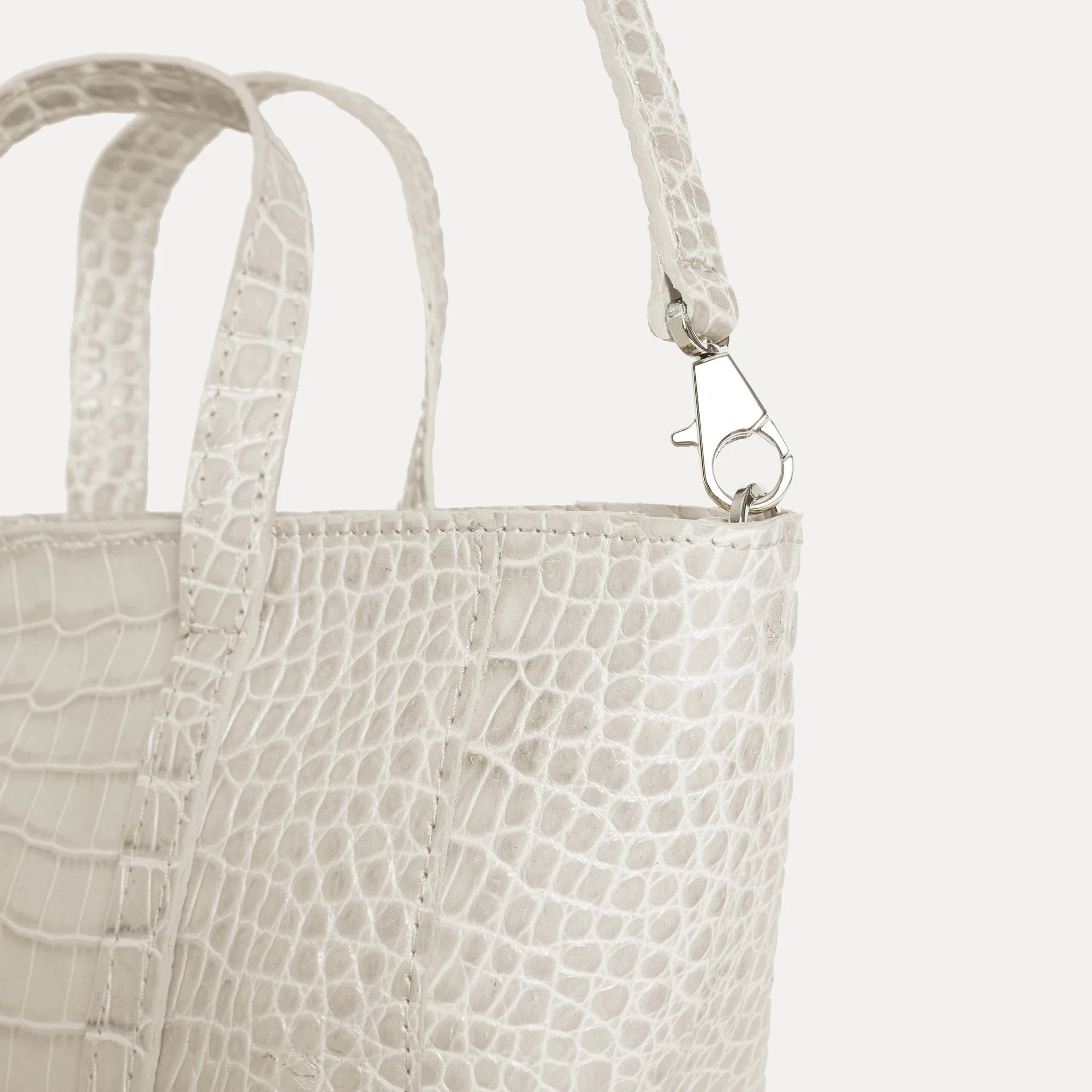 Isla Handbag sold by Streets Ahead product image thumbnail 2