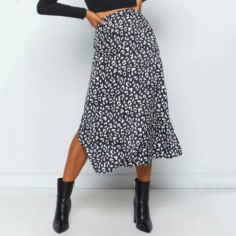"Lili" muslin skirt 3 colors sold by Streetwear Society