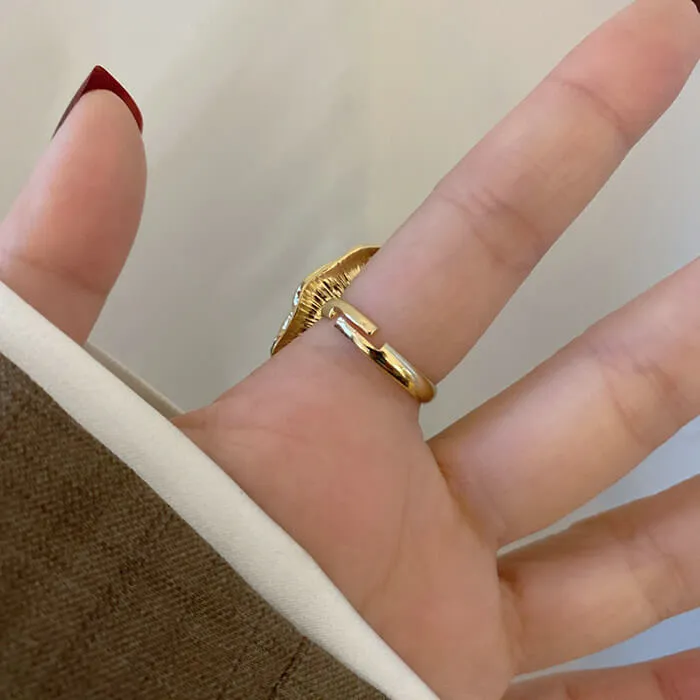 Baroque Aesthetic Pearl Ring sold by Streetwear Society product image thumbnail 4