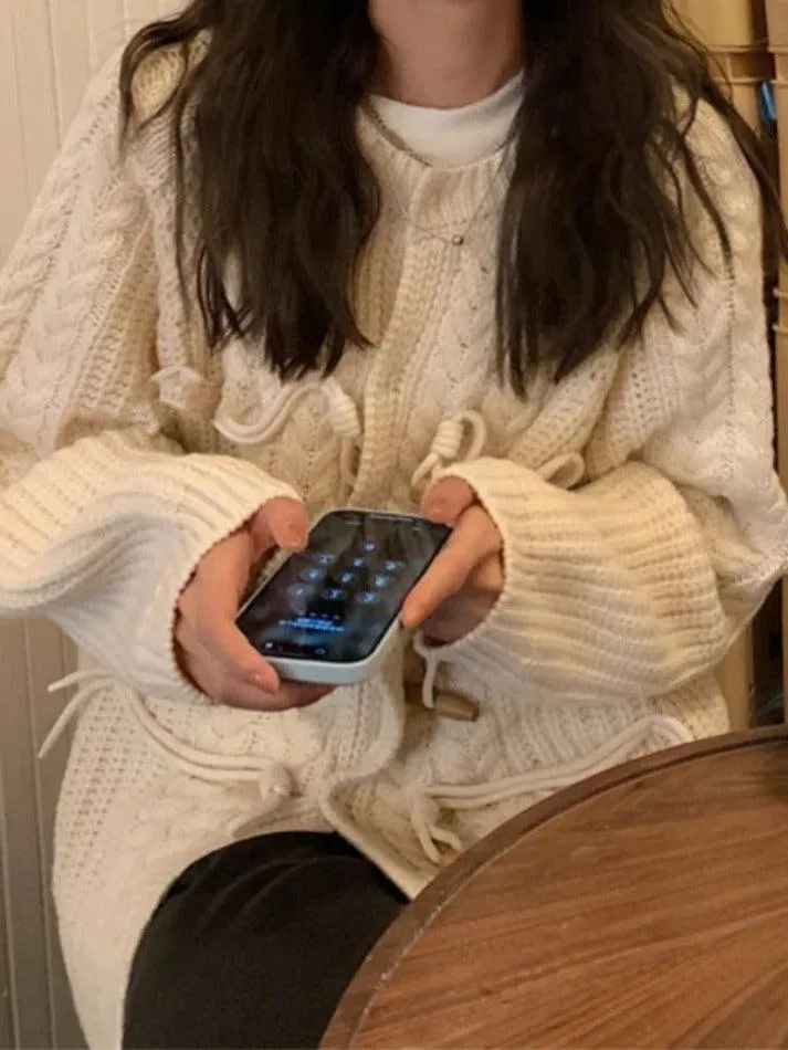 Vintage twist design horn buckle cardigan sold by Streetwear Society product image thumbnail 5