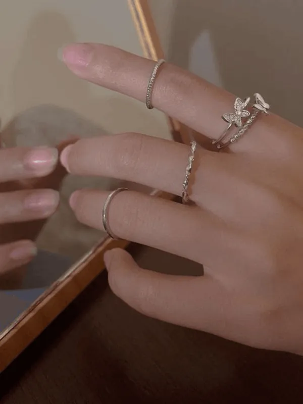 4pcs Butterfly Decor Simple Ring sold by Streetwear Society