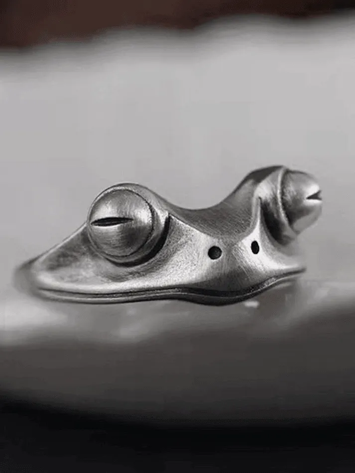 Vintage frog design cuff ring sold by Streetwear Society product image thumbnail 2