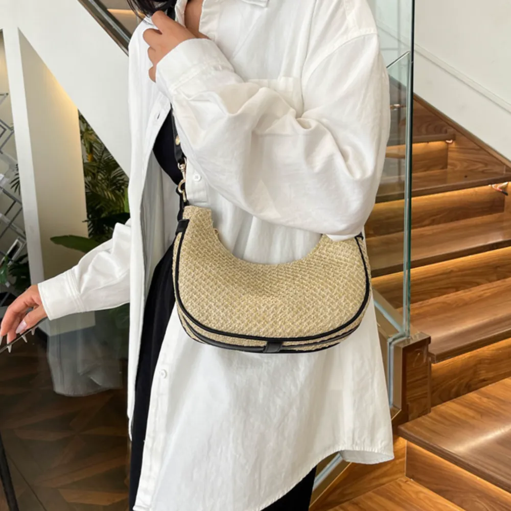 Hella | Sac épaule chic sold by Streetwear Society product image thumbnail 2