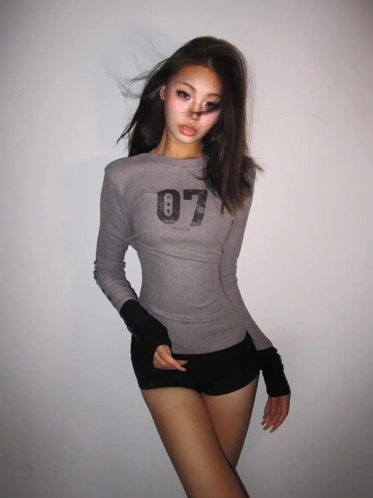 Grunge Seven Top sold by Streetwear Society product image thumbnail 2