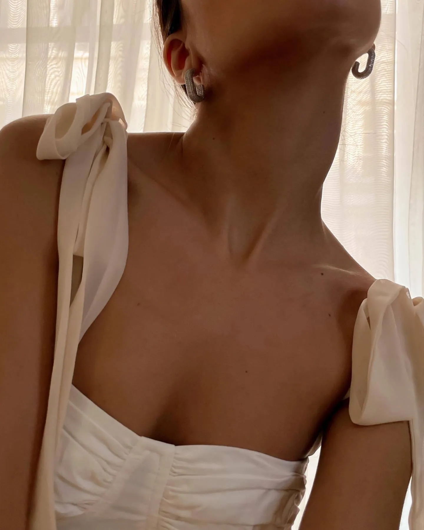 "Jasmine" knotted crop top sold by Streetwear Society product image thumbnail 3