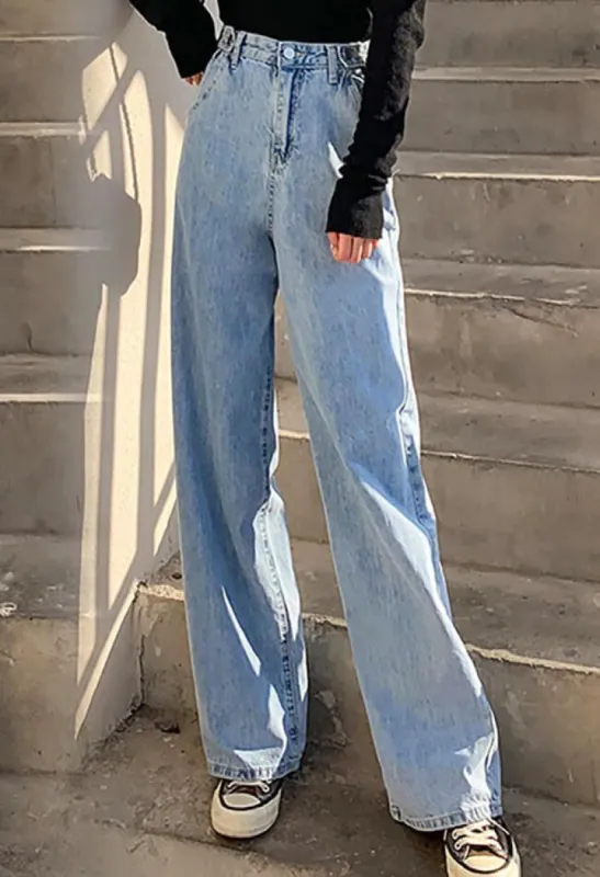 High waist loose boyfriend jeans sold by Streetwear Society