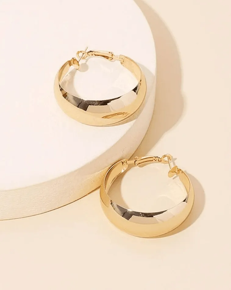 Minimalism Geometric Shiny Earring sold by Streetwear Society product image thumbnail 2