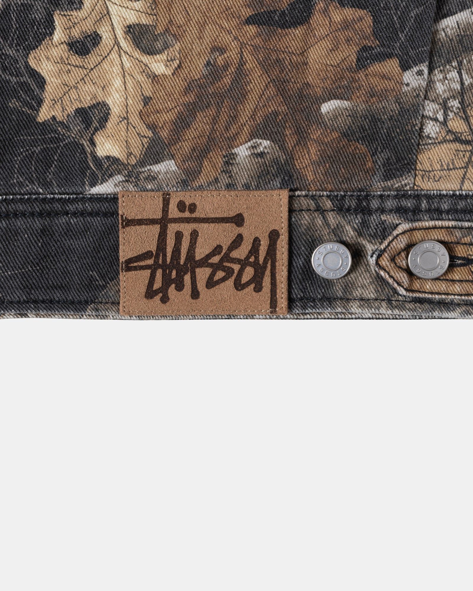 ZIP WORK JACKET REALTREE EDGE sold by Stussy product image thumbnail 3