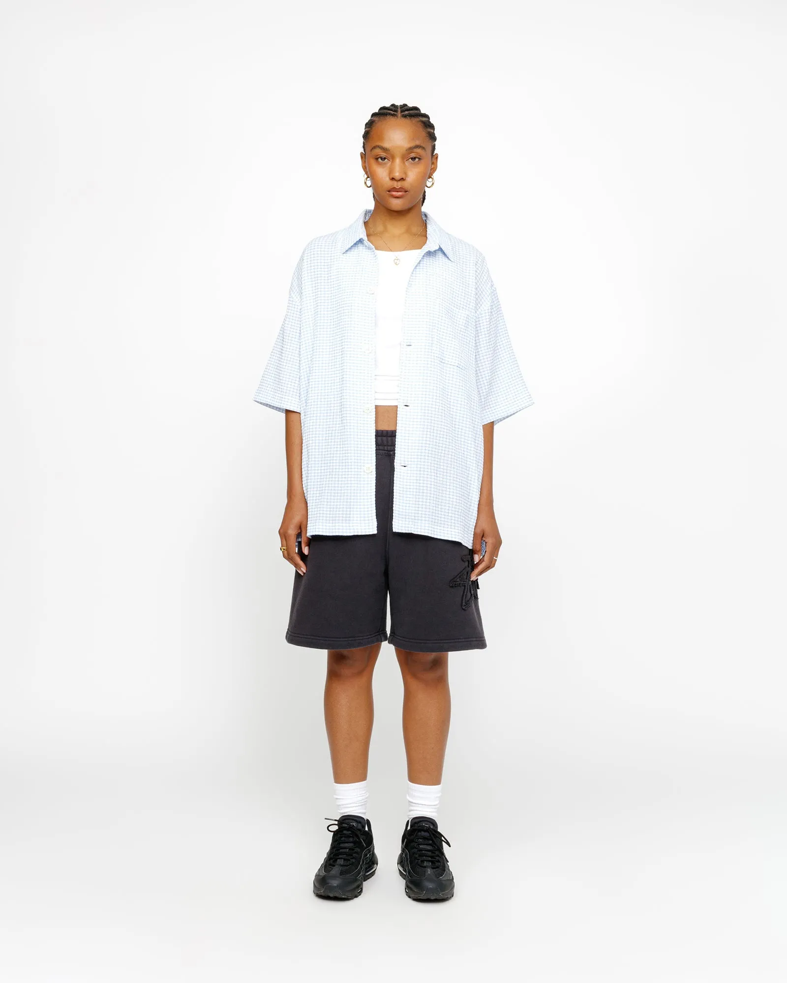 FLEECE SHORT TONAL APPLIQUE | Parallel